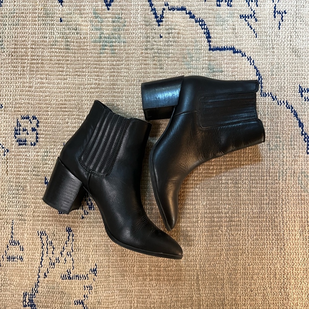 Steve Madden Leather Booties